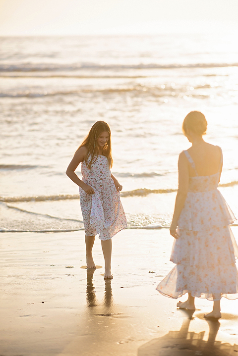 Sunset Beach Family Portraits In Watsonville