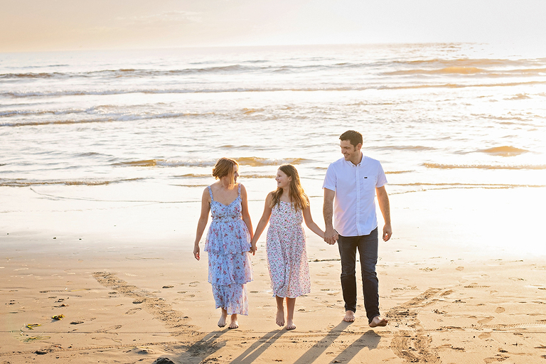 Sunset Beach Family Portraits In Watsonville