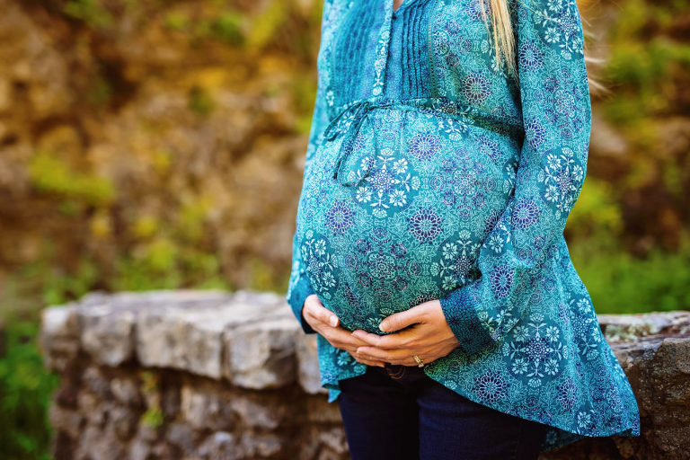 maternity portraits at Alum Rock Park