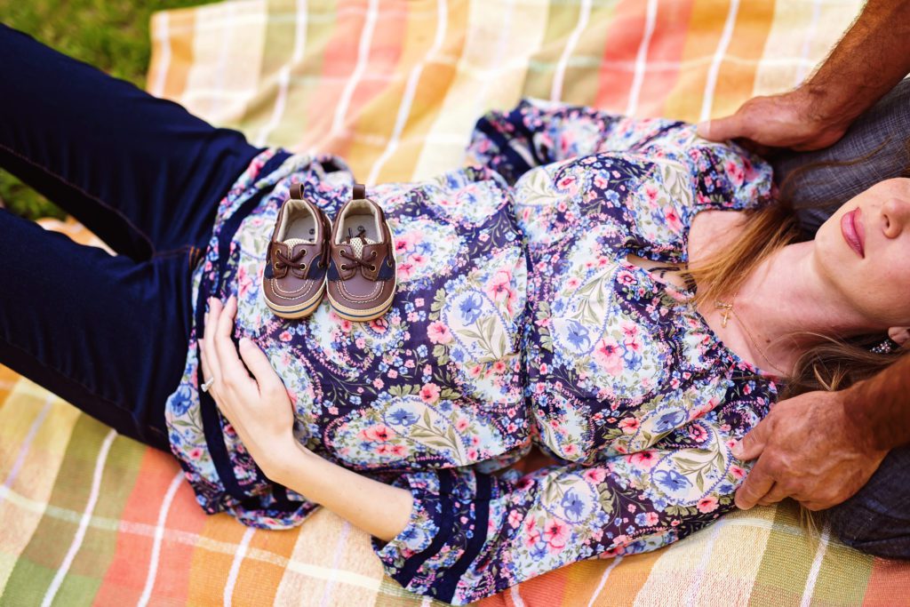 maternity portraits at Alum Rock Park