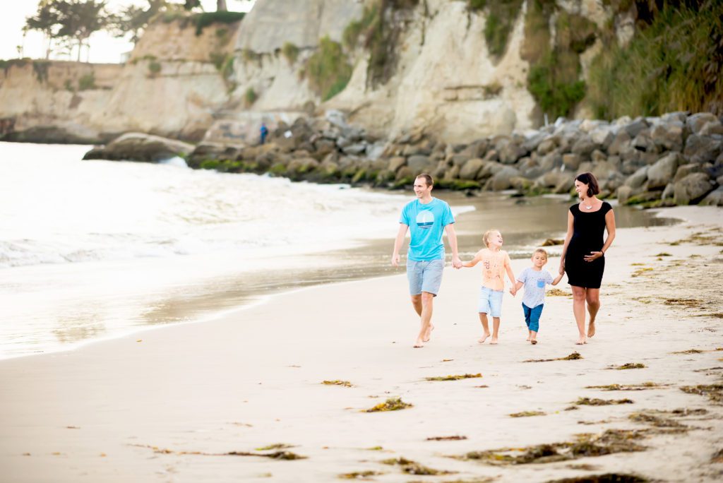 maternity portraits at capitola beach