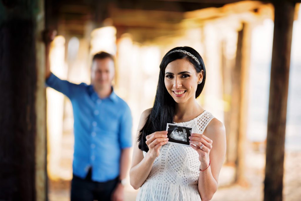 pregnancy announcement portraits