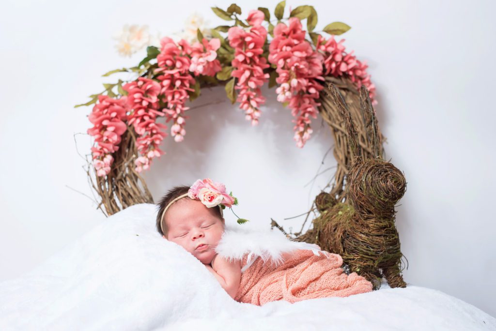 at home lifestyle newborn portraits
