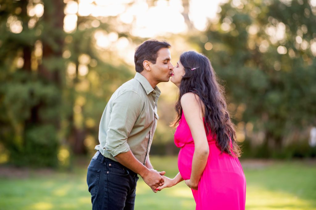 when to take maternity portraits