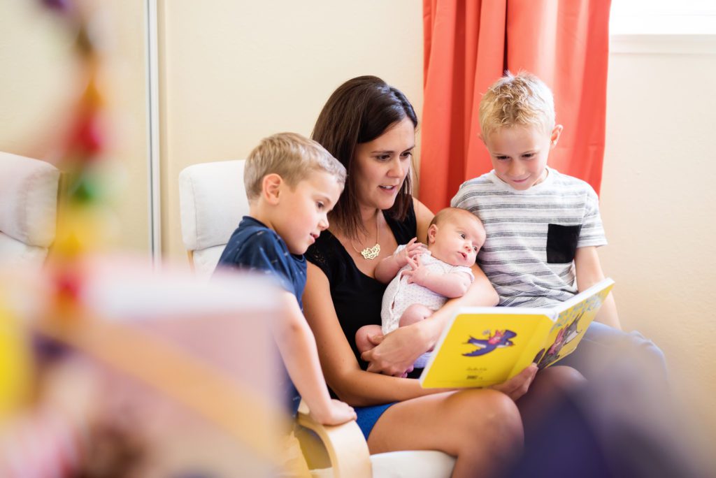 lifestyle newborn photography