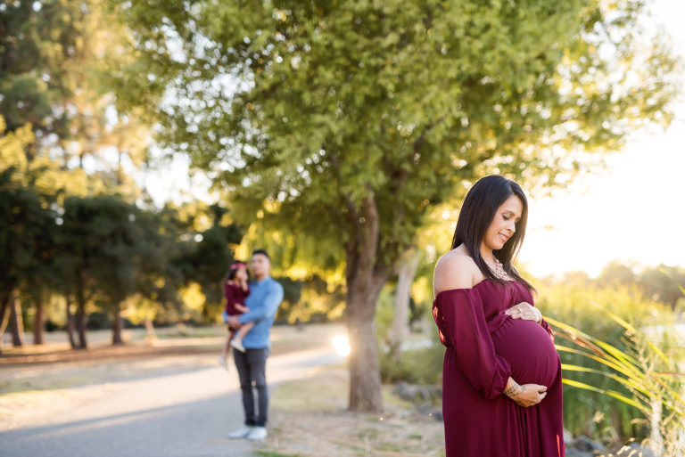 maternity photo shoot at hellyer park