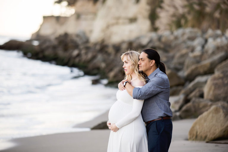 beach maternity shoot in capitola