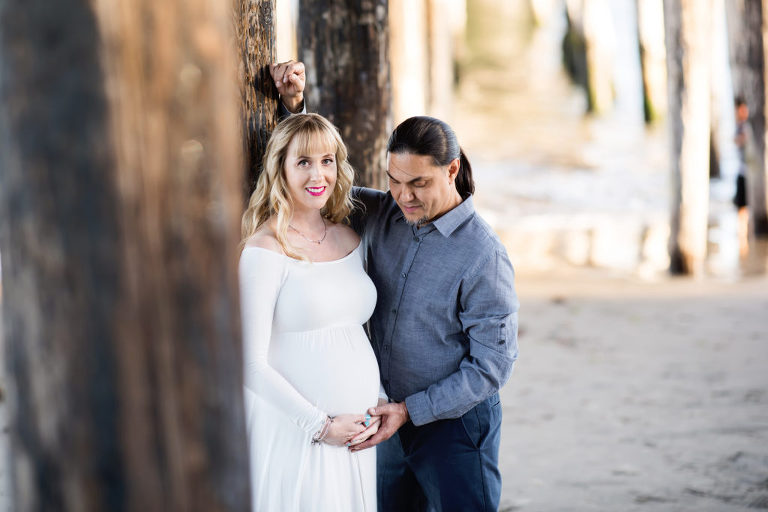 beach maternity shoot in capitola