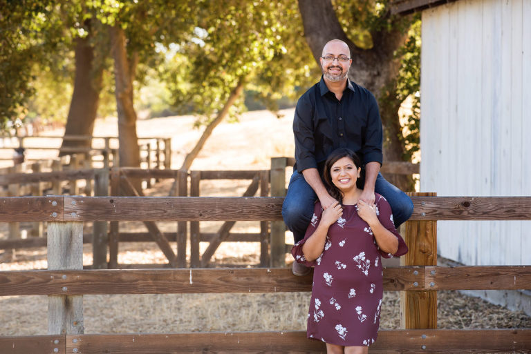 happy couple portraits