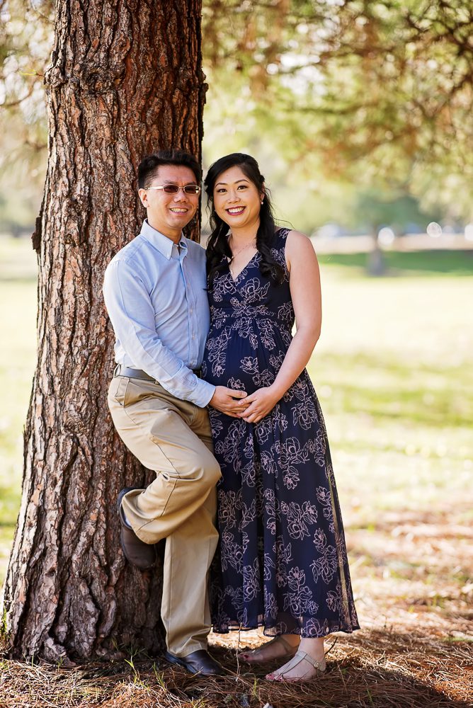 maternity pictures at Vasona Park