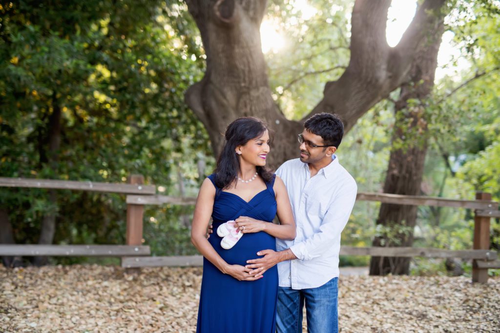 10 Great Maternity Portrait Session Poses