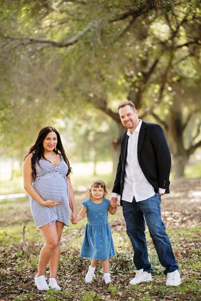 maternity photos with kids