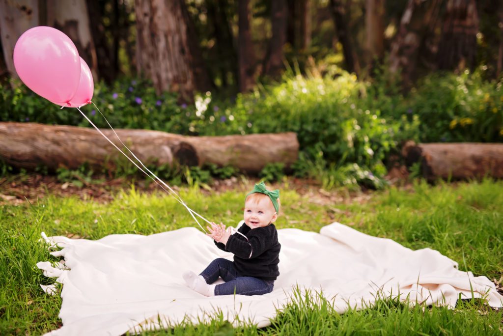outdoor family portraits with kids
