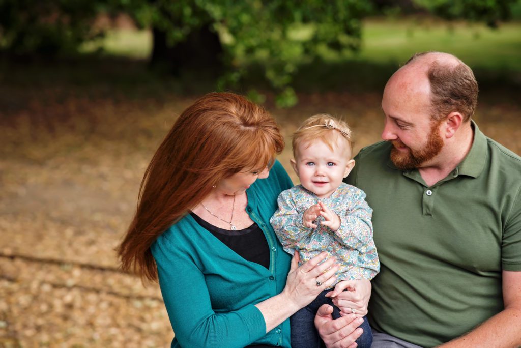 outdoor family portraits with kids