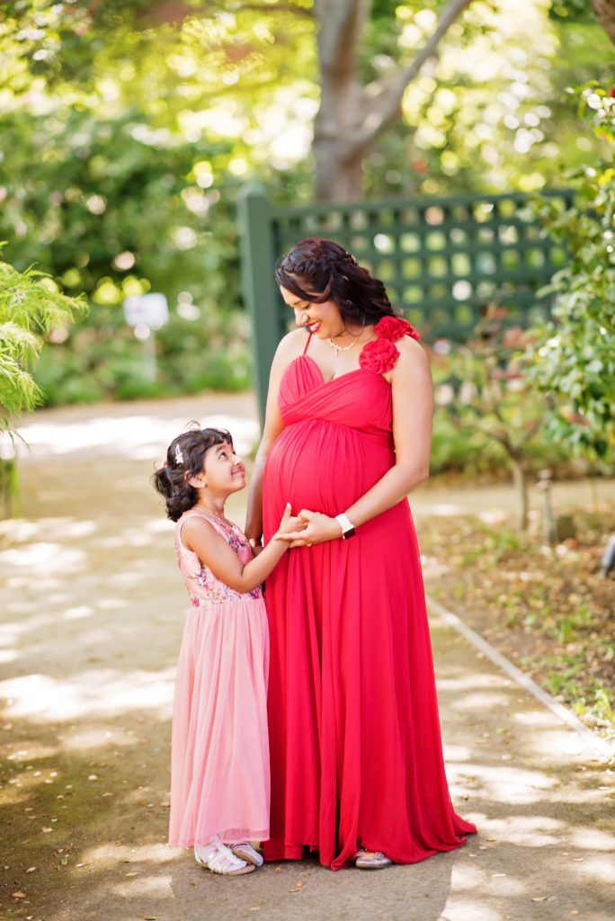 maternity photos at the elizabeth gamble garden