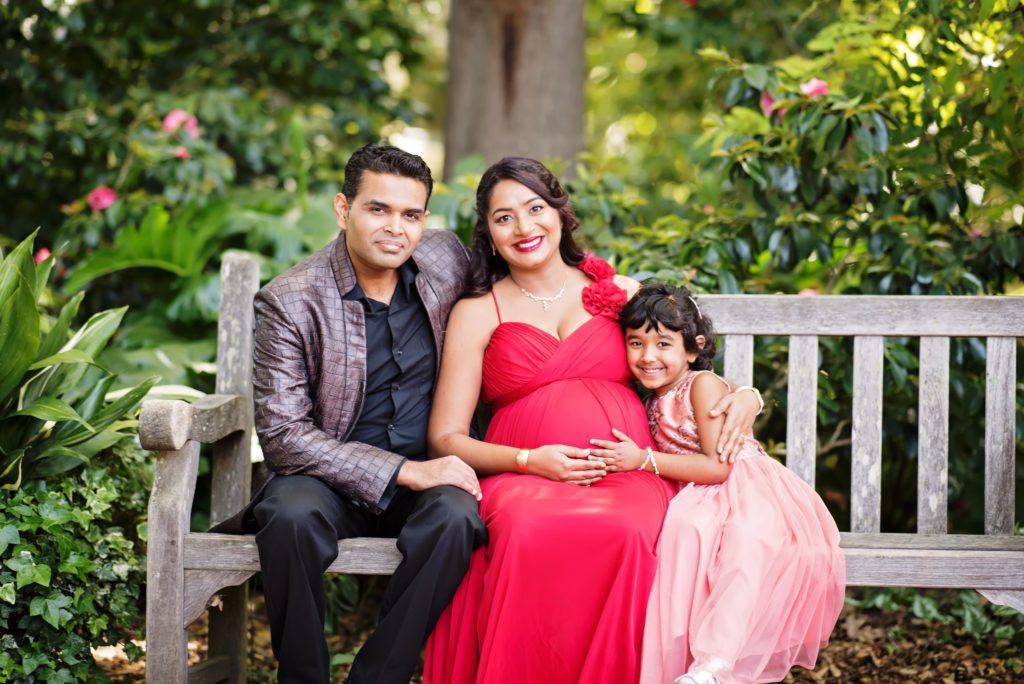 maternity photos at the elizabeth gamble garden