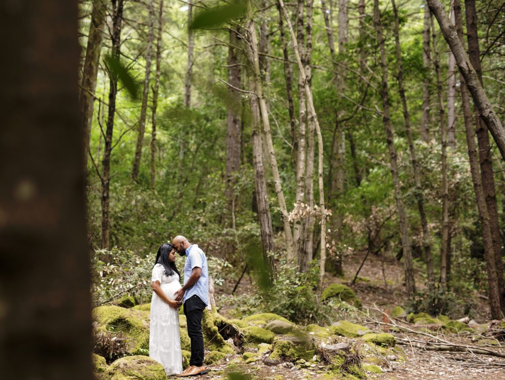 5 ways to capture creative maternity portraits