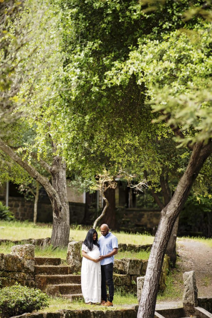 5 ways to capture creative maternity portraits