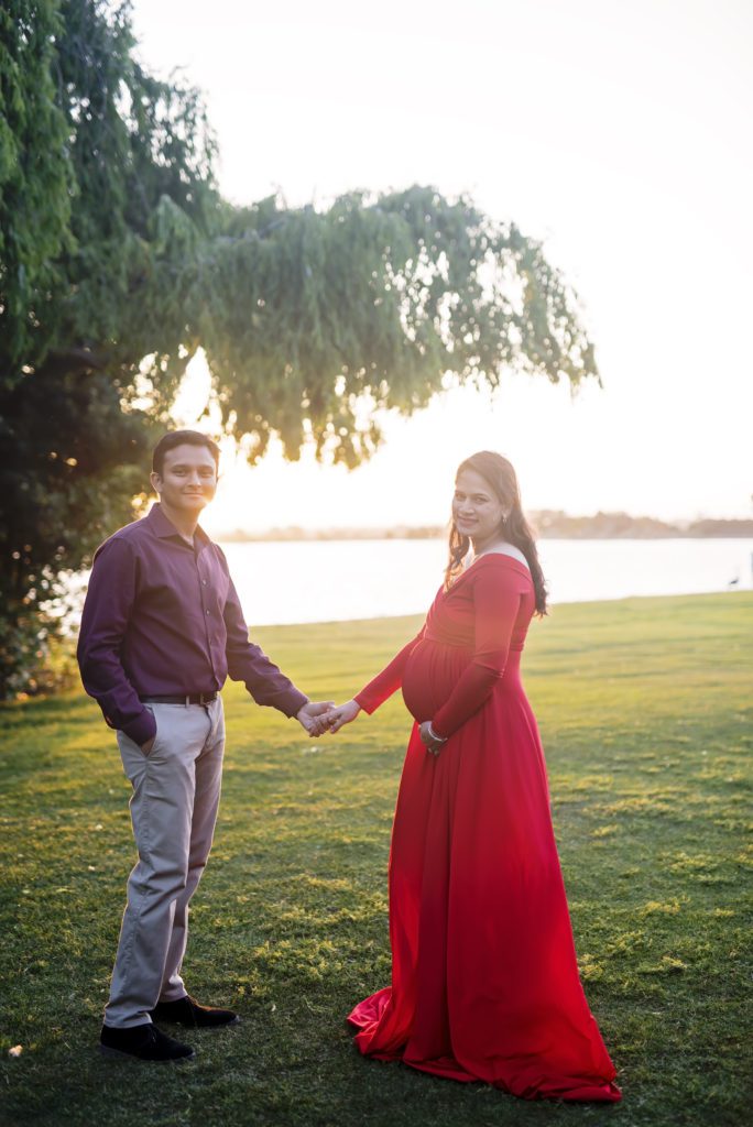 sunset maternity portraits at Shoreline Lake Park