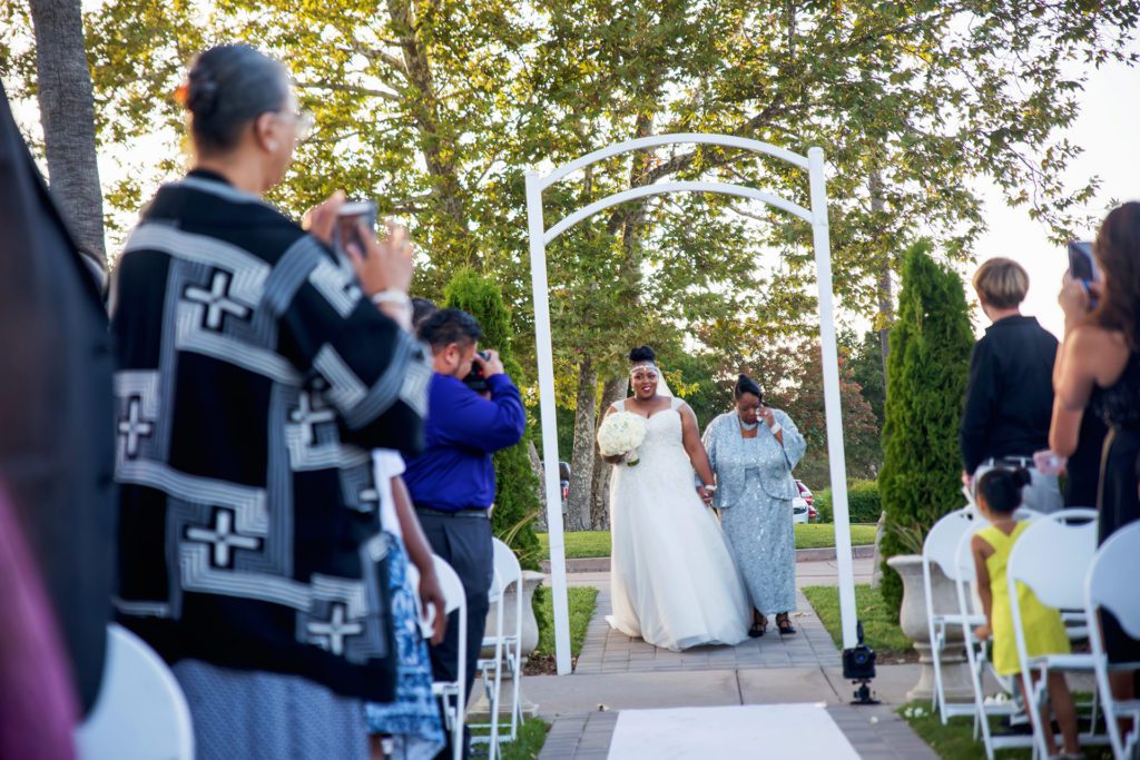 picking a wedding date