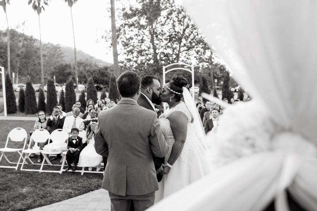 picking a wedding date