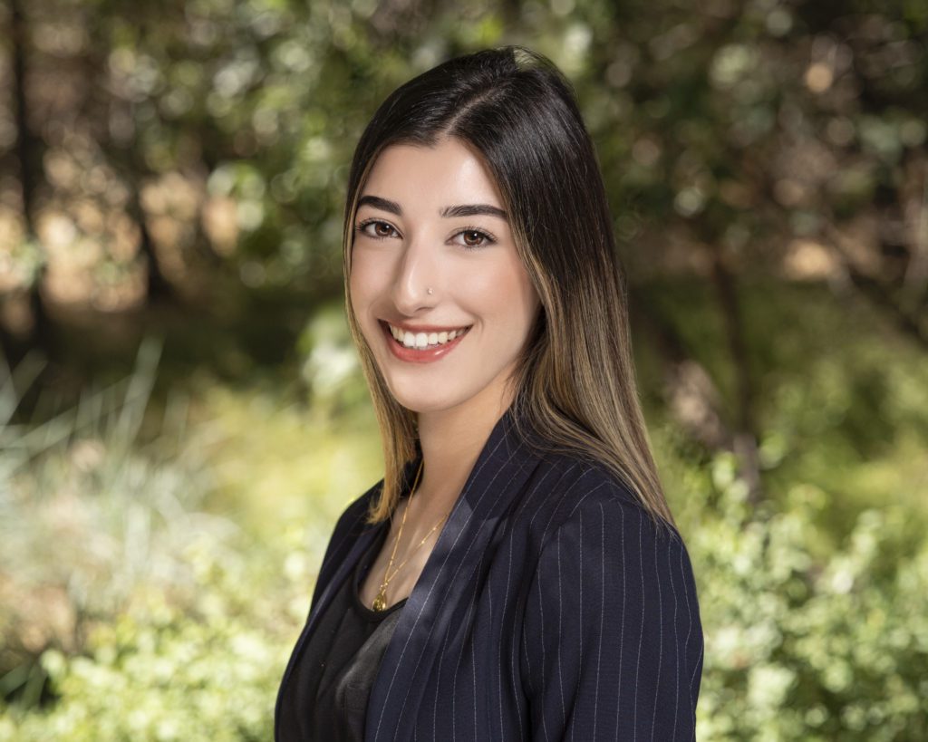 what to wear for corporate headshots