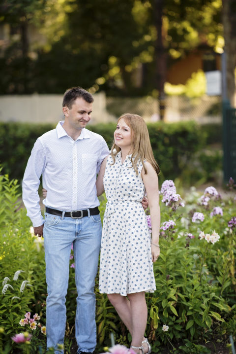 what are happy couple portraits