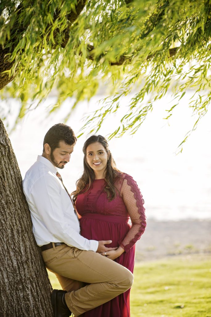 gender reveal maternity portraits in mountain view