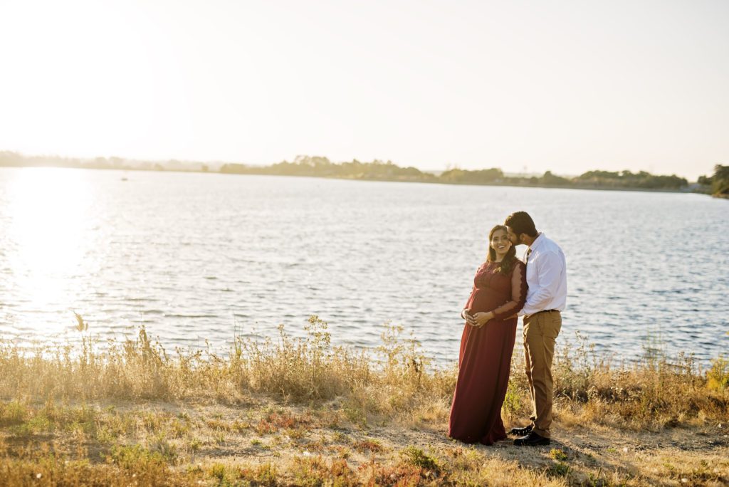 gender reveal maternity portraits in mountain view