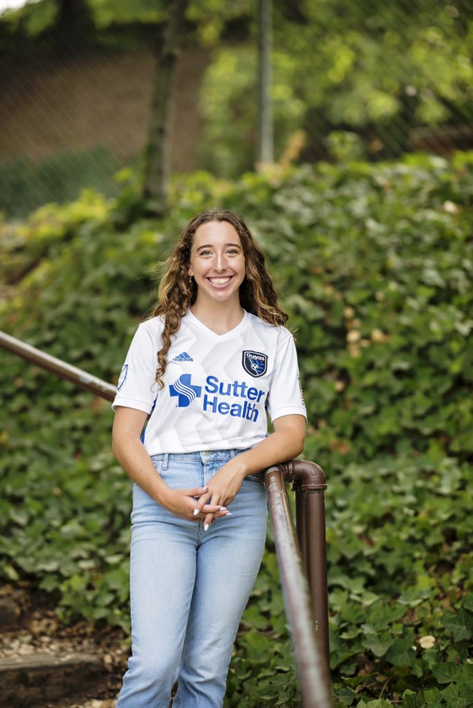 what to wear for senior portraits