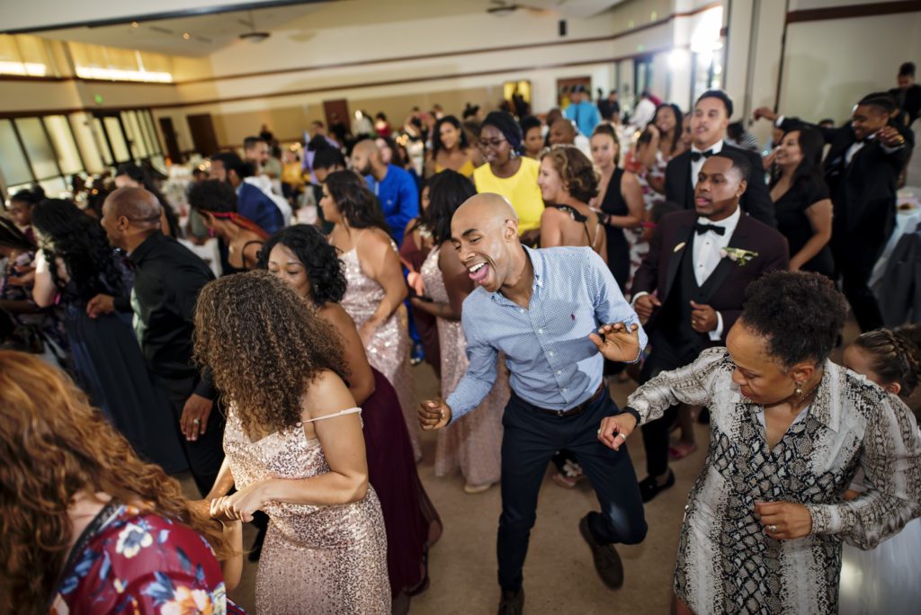 How Long Should You Hire A Wedding Photographer