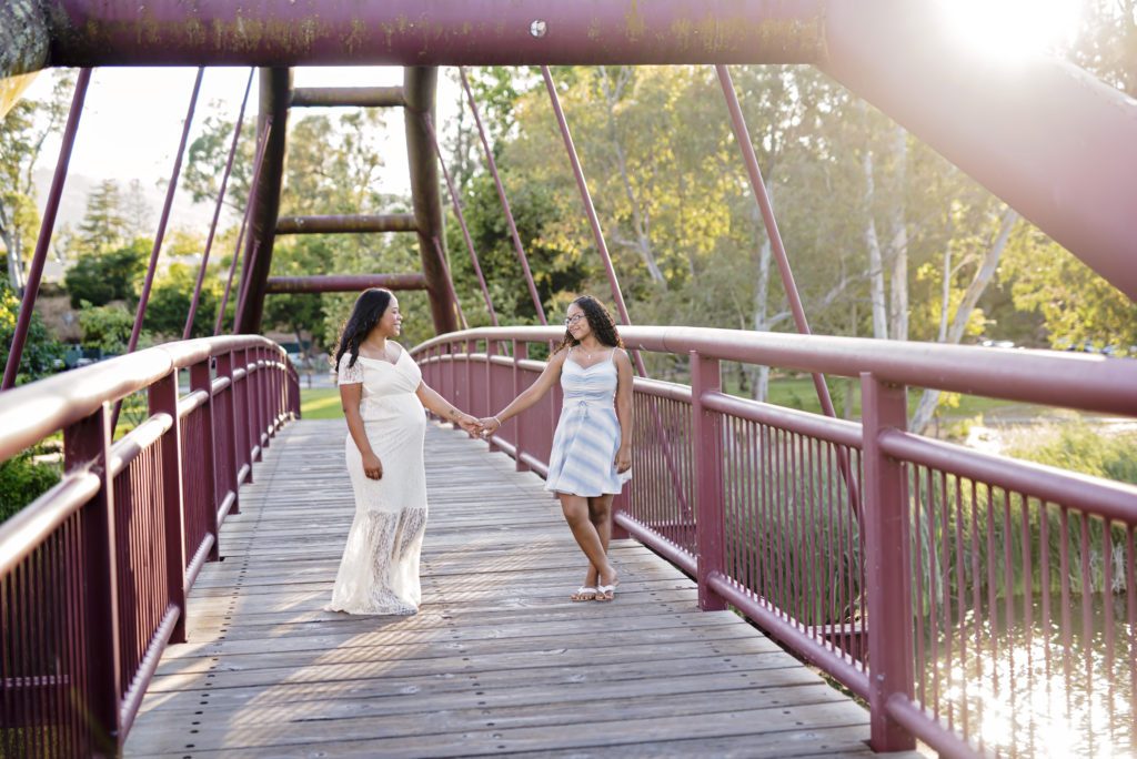 What Is The Best Time Of Day For Maternity Portraits?