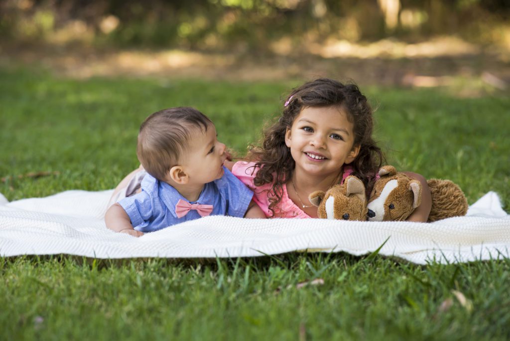 how to prepare for family portraits with kids