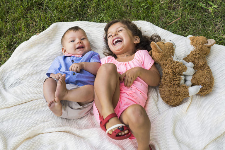 how to prepare for family portraits with kids