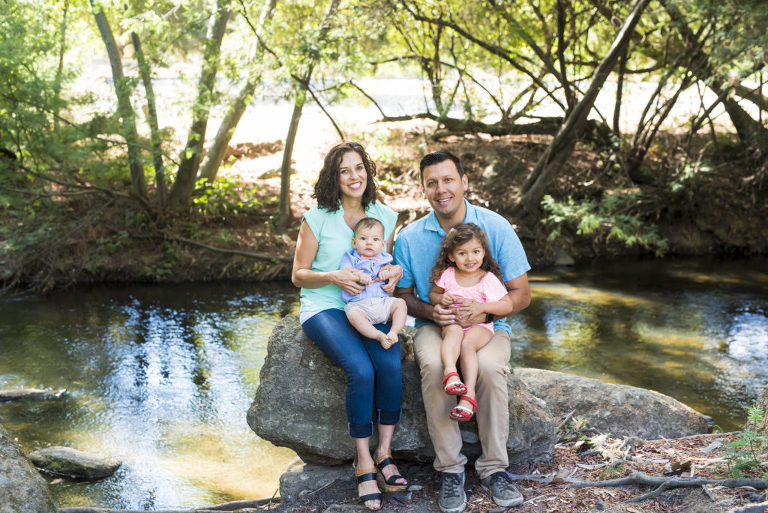 how to prepare for family portraits with kids