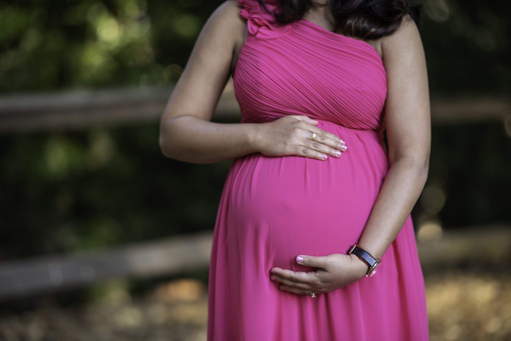 how to prepare for maternity portraits