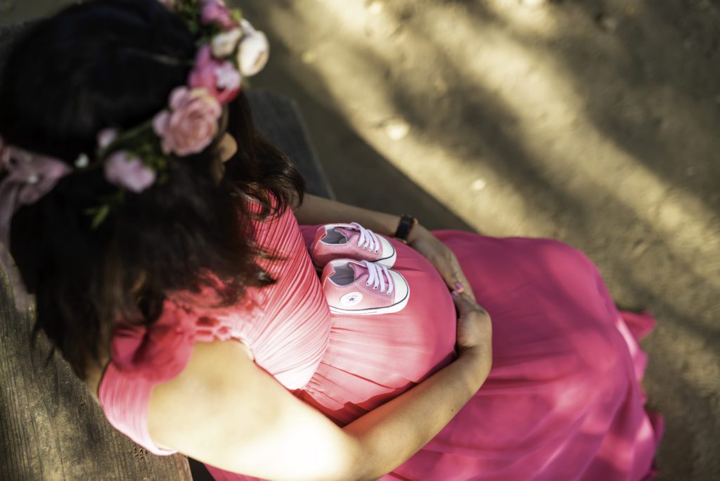 how to prepare for maternity portraits