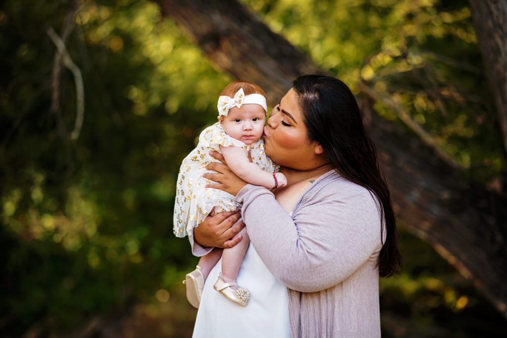 FAMILY PHOTOS AT HELLYER PARK