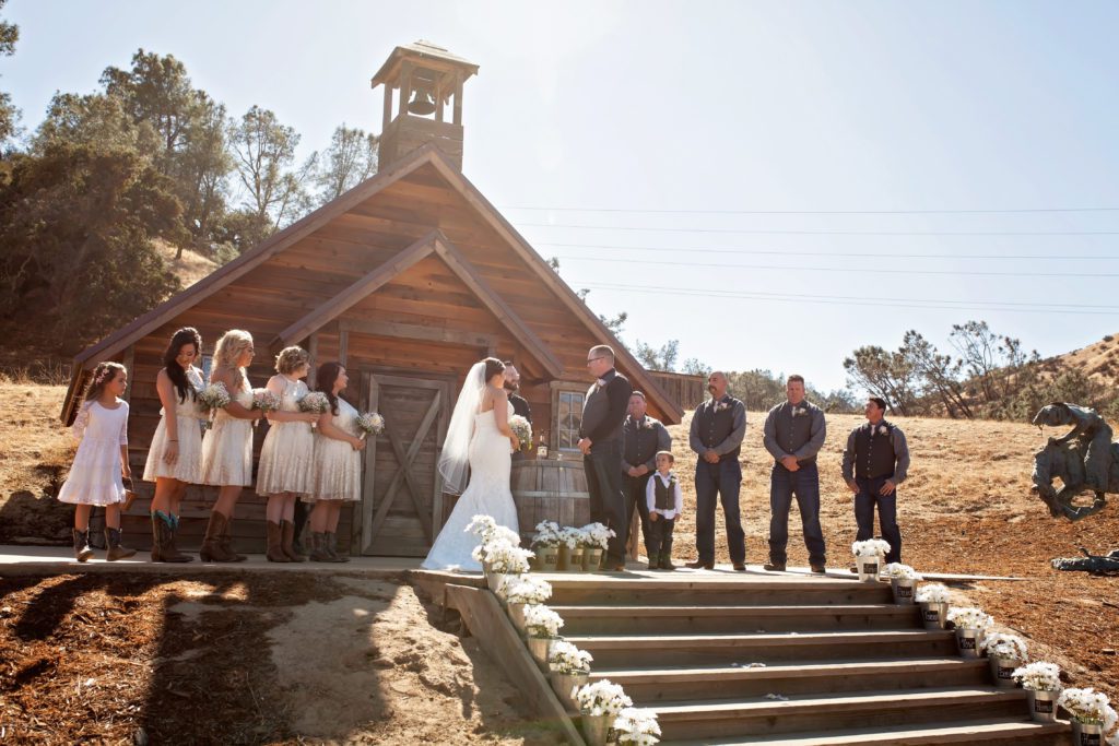 what is a wedding photography shot list