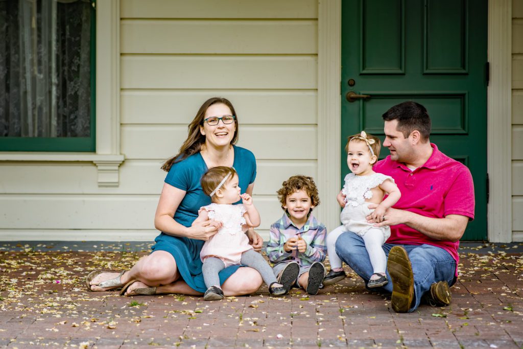 family pictures with social distancing