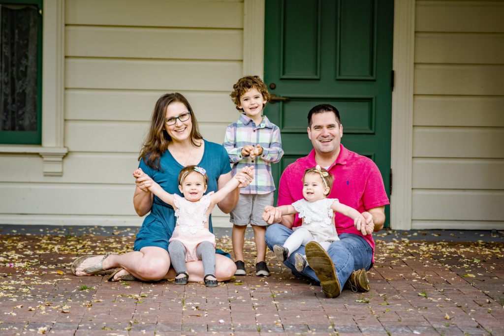 family pictures with social distancing