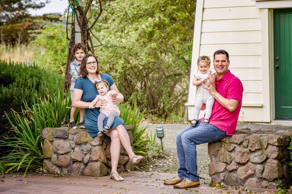 family pictures with social distancing