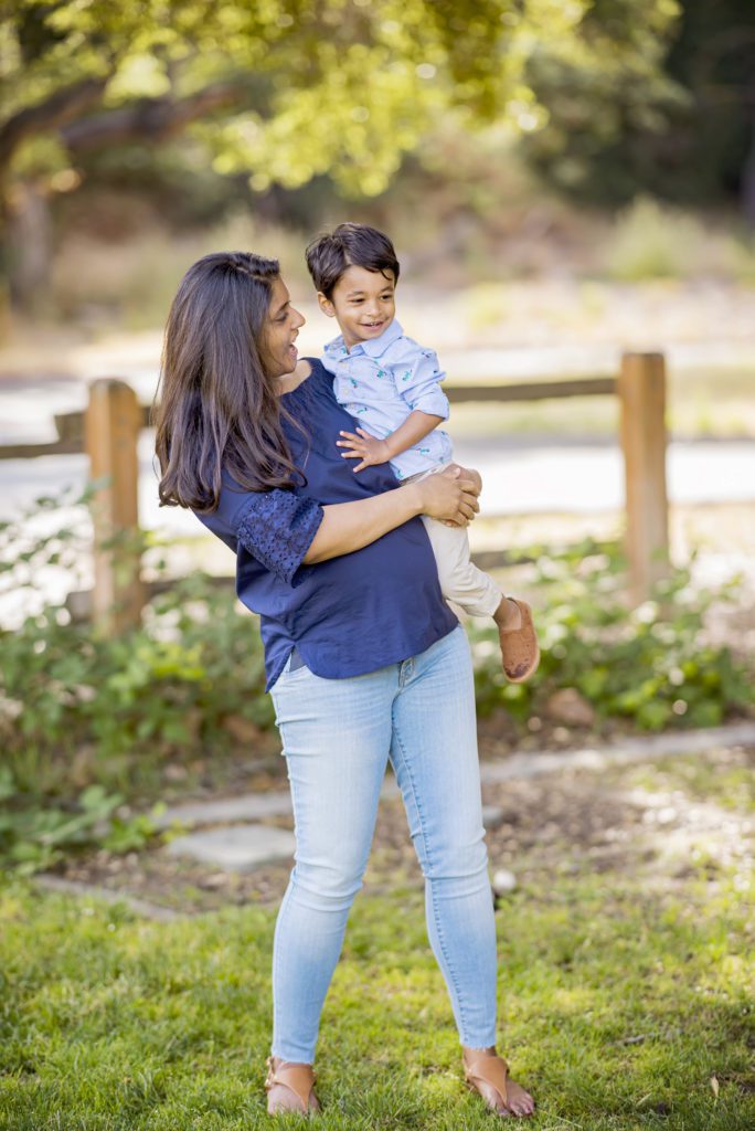 maternity pictures at hellyer park