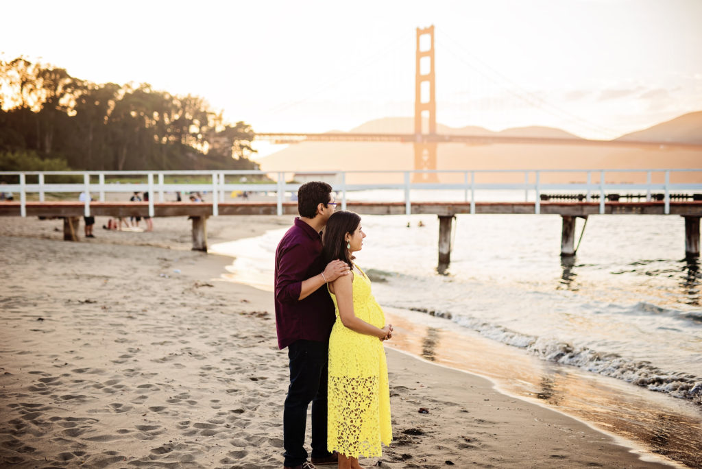 sunset maternity portraits at crissy field