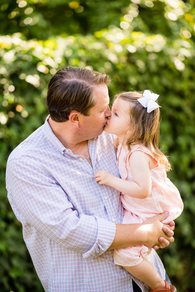 is the backyard a good location for family portraits