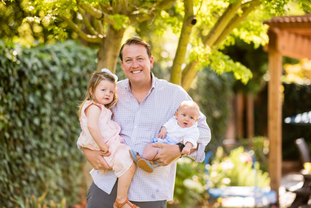 is the backyard a good location for family portraits