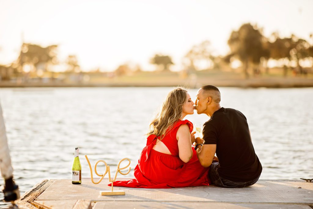 Sunset Engagement Portraits At Shoreline Lake Park
