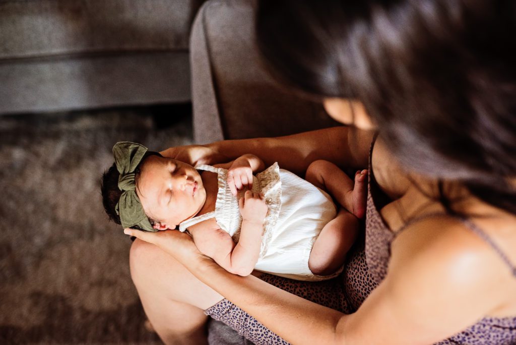 simple newborn portrait poses