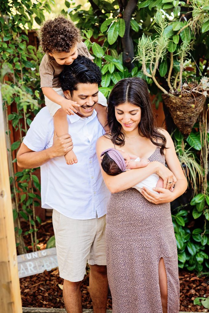 simple newborn portrait poses