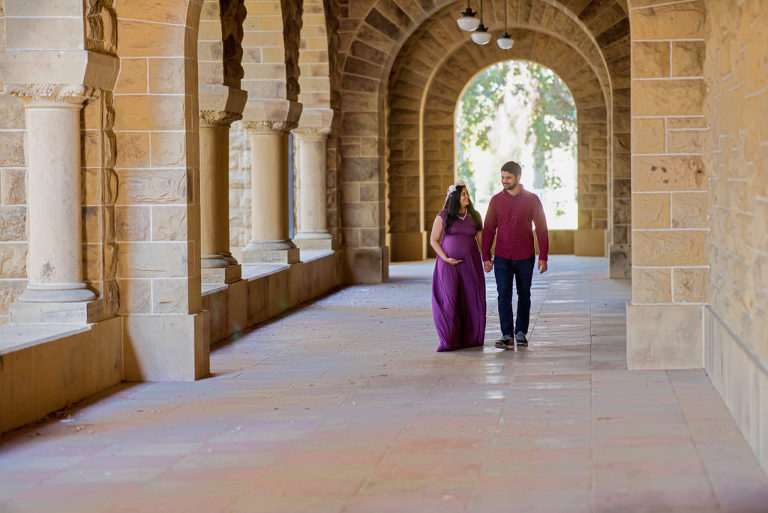 maternity pictures at Stanford University